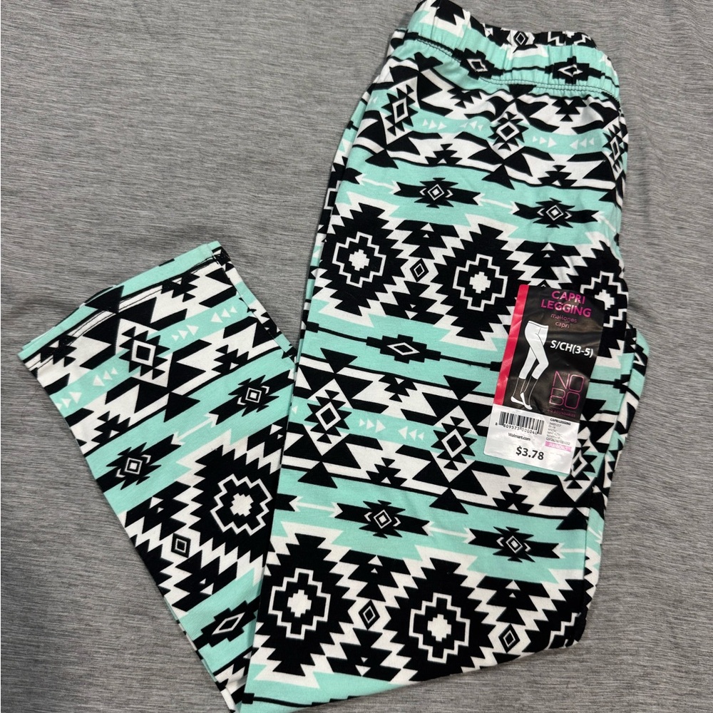 Geometric Patterned Leggings in Black and Mint